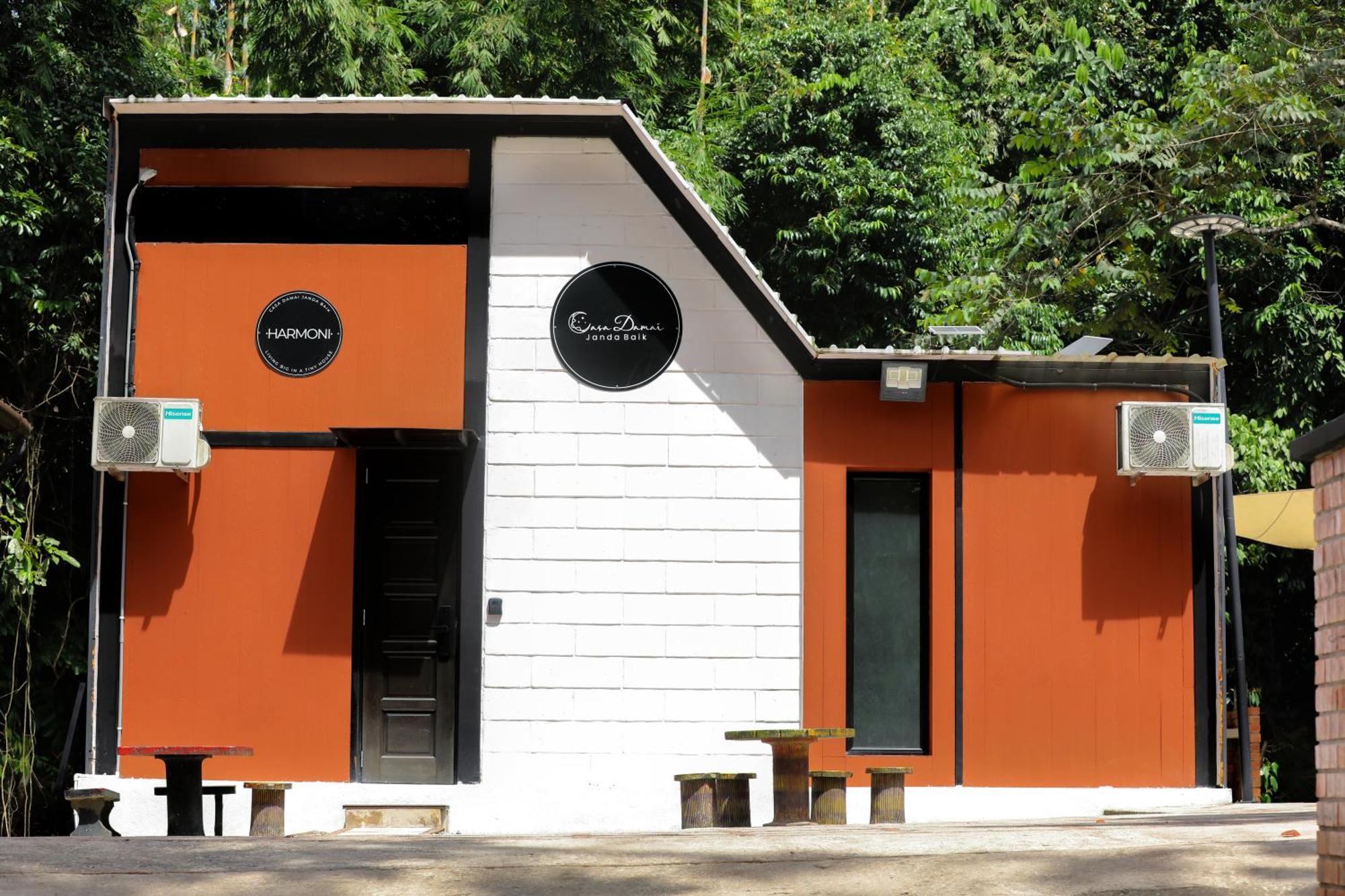 Casa Damai Janda Baik - Riverview Tiny House Bentong Eksteriør billede