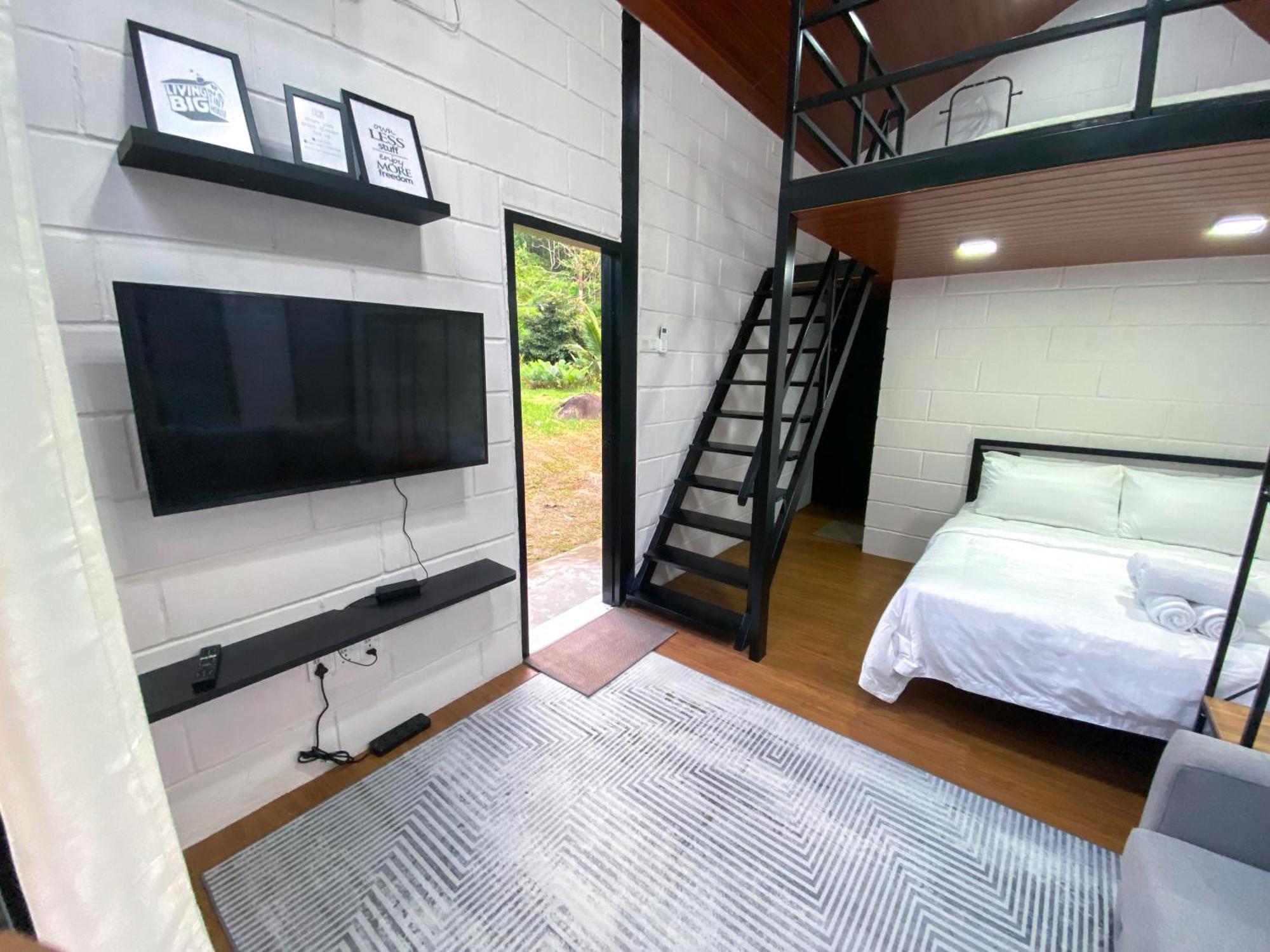 Casa Damai Janda Baik - Riverview Tiny House Bentong Eksteriør billede